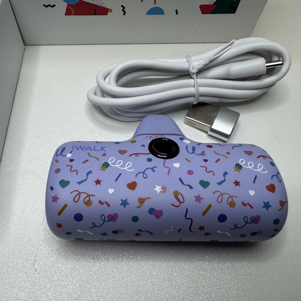 iWALK LinkPod Pattern 4800mAh Portable Charger For iPhone, Ribbon - Picture 6 of 6